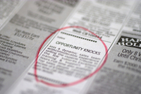 Ferienjobs Angebote - Horizontal, Newspaper, Color Image, Nobody, Selective Focus, Unemployment, Classified Ad, Opportunity, Daily Newspaper, Sunday Paper, Job Search, Circle, Slanted, Tilt, Advertisement, Employment Issues, Occupation, Recruitment, Assistance, Help, hire, Job, Marketing, Paper, Sales Occupation, Searching,.