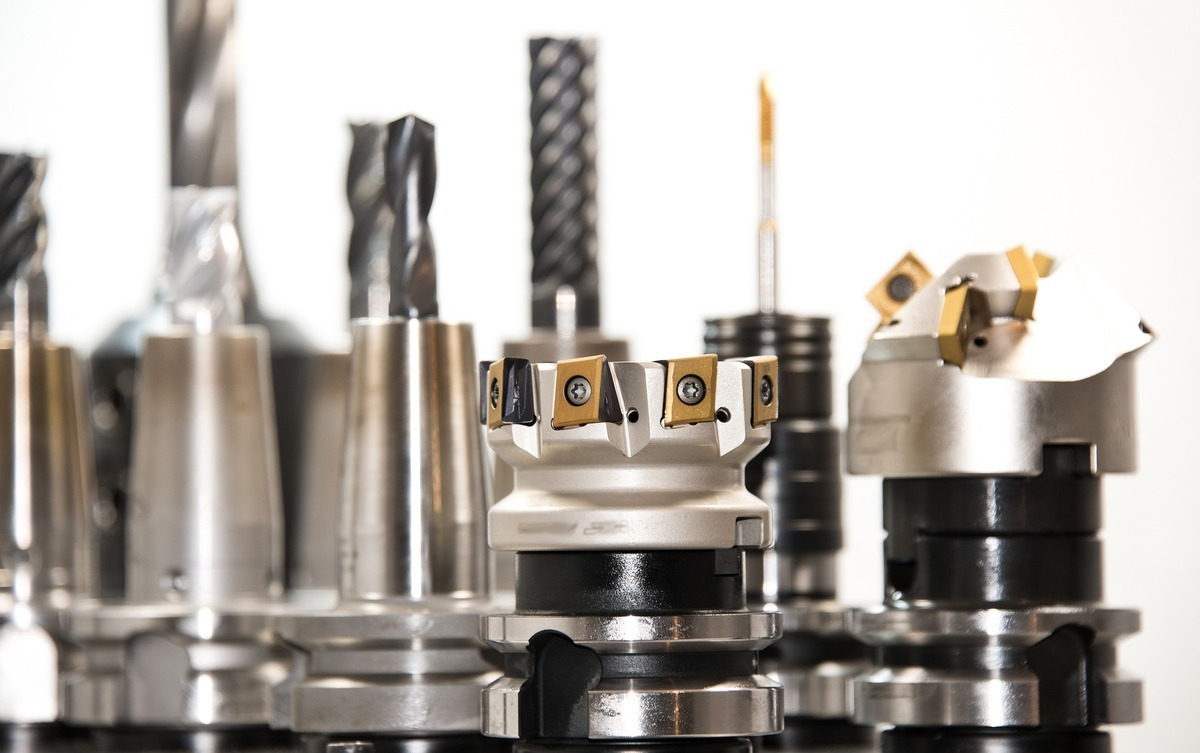 Geschäftsaufbau in der Metallindustrie: Wie gebrauchte Maschinen Ihren Traum unterstützen 