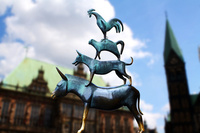 Ferienjobs in Bremen - altstadt bremen bremer bremerhaven bundesland denkmal dom esel geschichte glücksbringer großstadt hafenstadt hahn hansestadt hb himmel historisch hund industrie katze kirche kirchturm kultur markt marktplatz messing metall märchen petri rathaus reisebüro roland sehenswürdigkeiten st stadt stadtführung stadtmusikanten stadtreise stadtrundfahrt statue tiere tourismus urlaub weltkulturerbe weser.